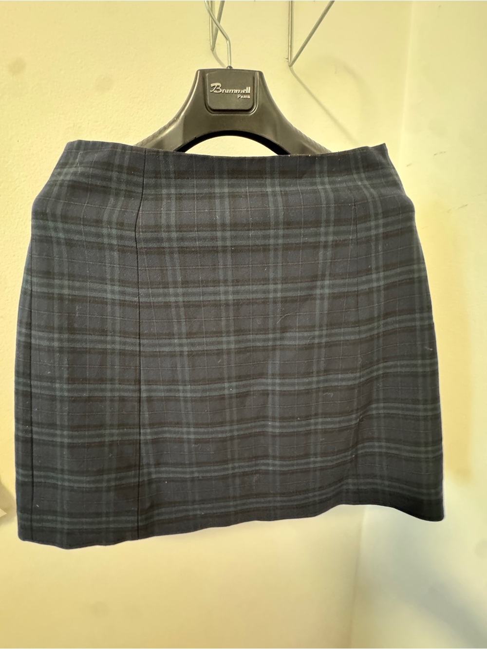 Aritzia Classic Navy Plaid A-Line Skirt